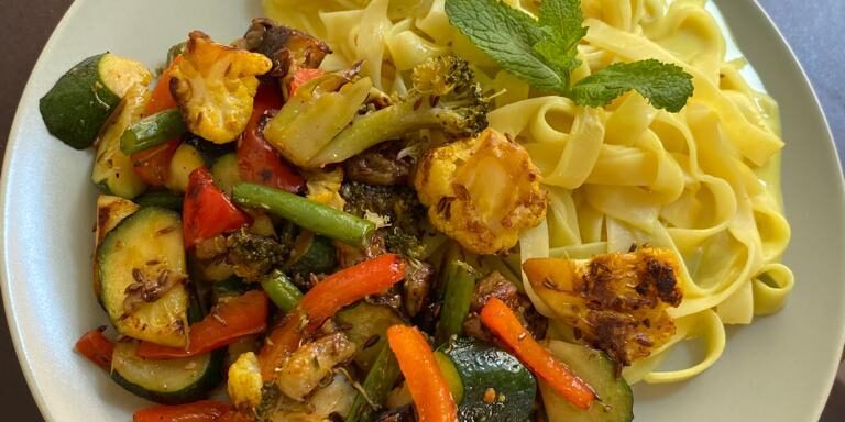 Nudeln mit Jackfruit Bad Homburg Nudeln mit Jackfruit und Pilzen im Blattwerk Café